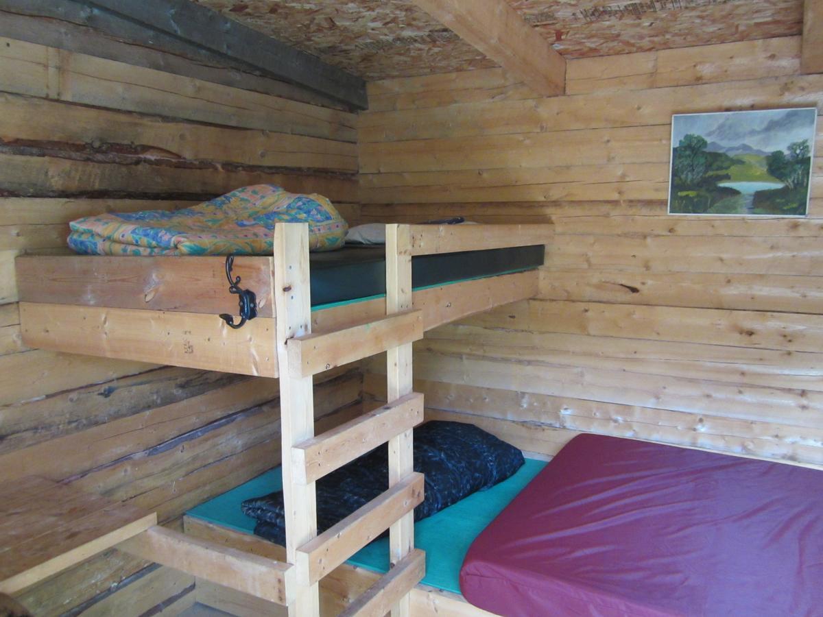Dawson City River Hostel Экстерьер фото