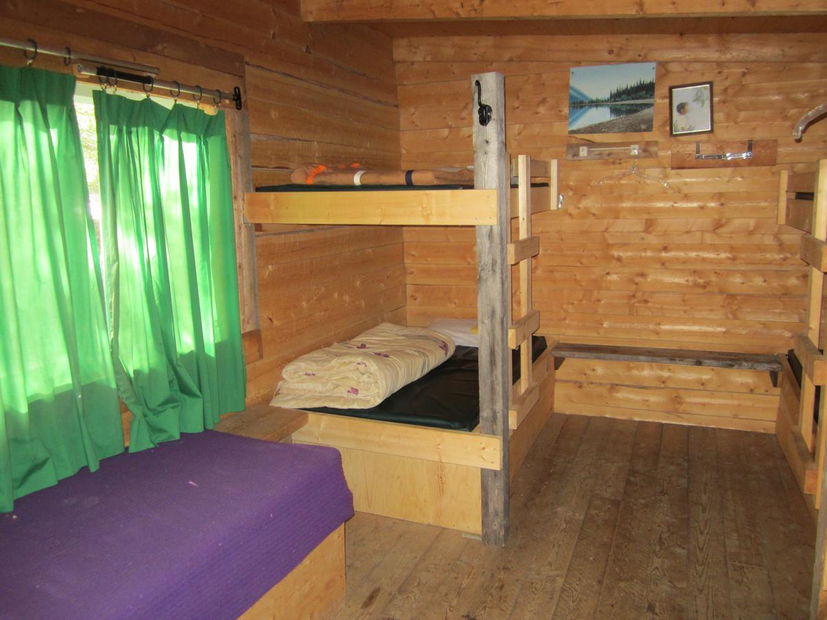 Dawson City River Hostel Экстерьер фото